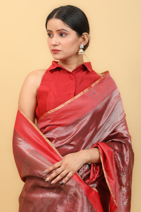 Luxury Red & Gold Silver Handwoven Chanderi Saree with Jaal Work - Vinusto

