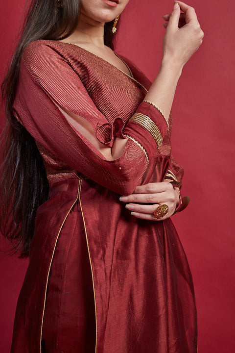 Maroon High Slit Kurta Set with Kimono Sleeves in Chanderi Handloom (Set of 2)
