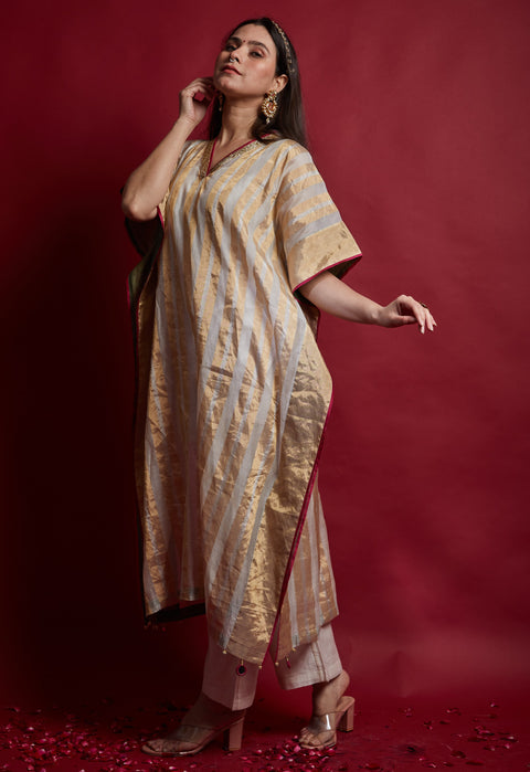 Handcrafted Gold Zari Stripe Kaftan with Pants in Chanderi Handloom (Set of 3) - By Vinusto
