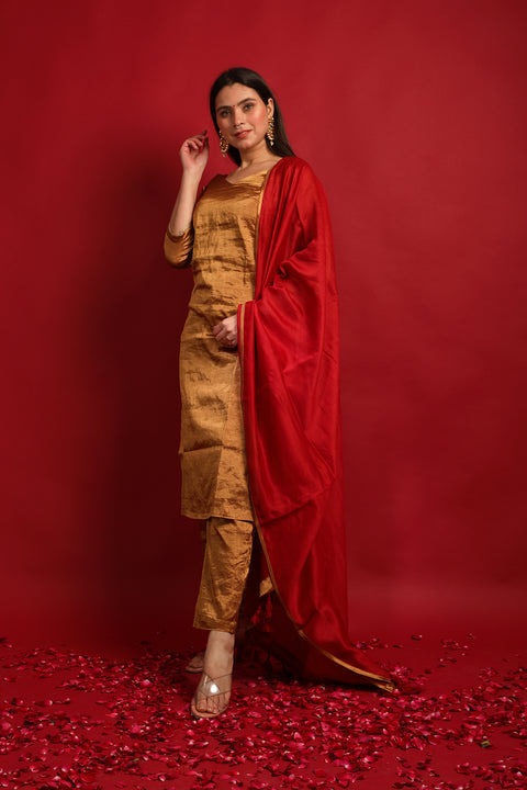 Order Straight Kurta & Pants Set in Gold Zari with Deep Red Chanderi Dupatta- Hand Loom (Set of 3) - By Vinusto