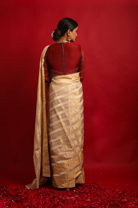 Handcraft Handcrafted Gold Stripe Ivory Zari Saree – Handloom Elegance

